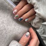 سالن تخصصی کاشت ناخن صبا