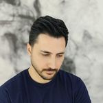 آرایشگاه مردانه نیاوران (عارف جلائیان)