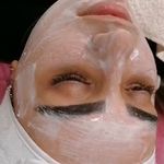 سالن پاکسازی پوست وفیشیال صورت زیبارو