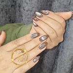 خدمات کاشت و ترمیم ناخن هدیه