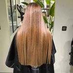 خدمات تخصصی رنگ و لایت آتنا باقری
