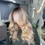 سالن زیبایی بناز