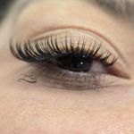 سالن تخصصی اکستنشن و ناخن