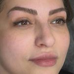 سالن آرایش و زیبایی رویا