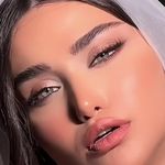 میکاپ آرتیست فوق تخصصی، رُز آجودان زاده