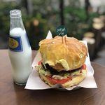 برگر آنتیک برگر 