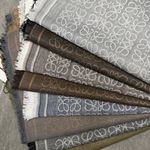 گالری شال و روسری عطرا