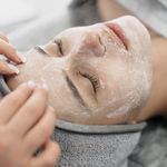 سالن زیبایی لِوُنا