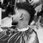 ارایشگاه مردانه seven