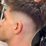 ارایشگاه مردانه seven