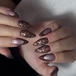 خدمات تخصصی کاشت و طراحى ناخن دان