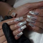 خدمات تخصصی کاشت و طراحى ناخن دان