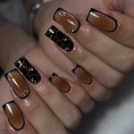 خدمات تخصصی کاشت و طراحى ناخن دان