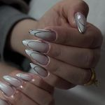 خدمات تخصصی کاشت و طراحى ناخن دان