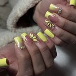 خدمات تخصصی کاشت و طراحى ناخن دان