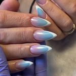 خدمات تخصصی کاشت و طراحى ناخن دان