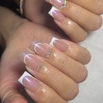 خدمات تخصصی کاشت و طراحى ناخن دان