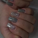 خدمات تخصصی کاشت و طراحى ناخن دان