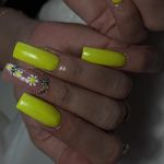 خدمات تخصصی کاشت و طراحى ناخن دان