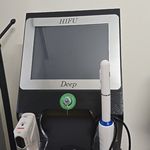 کلینیک زیبایی و مرکز لیزر آیه نقی زاده