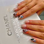 سالن تخصصى كاشت ناخن مهسا ميرواسع