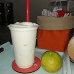 کافه بستنی و آبمیوه پلاس +