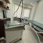 کلینیک لیزر و زیبایی دکترپگاه مدیری