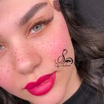 خدمات تخصصی اکستنشن مژه سوفیا