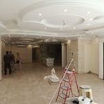 نقاش نقاشی ساختمان.  خدمات با