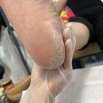 آموزش و خدمات تخصصی ناخن زینو