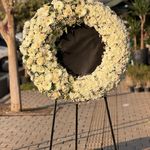 تاج گل تر حیم  و تبریک و سبد گل