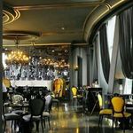 مرکز خرید آوا پلت