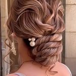 خدمات زیبایی میکاپ و شنیون فاطیما