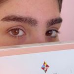خدمات تخصصی لیفت و لمینت مژه و ابرو