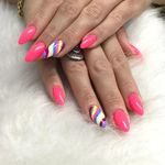 مرکز تخصصی ناخن لادن