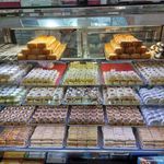 قنادی گل مریم