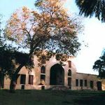 عمارت باغ نشاط