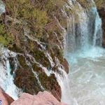 آبشار آب ملخ