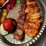 باغ رستوران شب بو