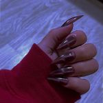 سالن كاشت و ترميم ناخن پارمیس(۱۵٪تخفیف)