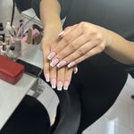 آموزشگاه و سالن زیبایی نیلوفر شهیدی اصل