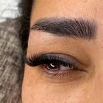 مرکز تخصصی مژه و ناخن فانلی