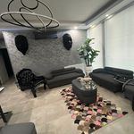 مطب زیبایی دکتر پونه فرجی