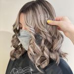 مرکز تخصصی رنگ و لایت شبنم ترک