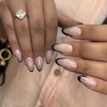 خدمات تخصصی ناخن نگین