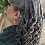 ارایشگاه زنانه وسالن زیبایی رز سرخ