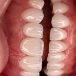 مطب دندانپزشکی دکتر گلاره تاجیک