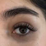 انجام خدمات مژه(اکستنشن،لیفت،لمینت،کاشت)