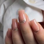 خدمات ناخن کاشت،ترمیم،لمینت شادی رسولپور