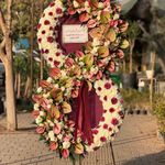 تاج گل تر حیم  و تبریک و سبد گل